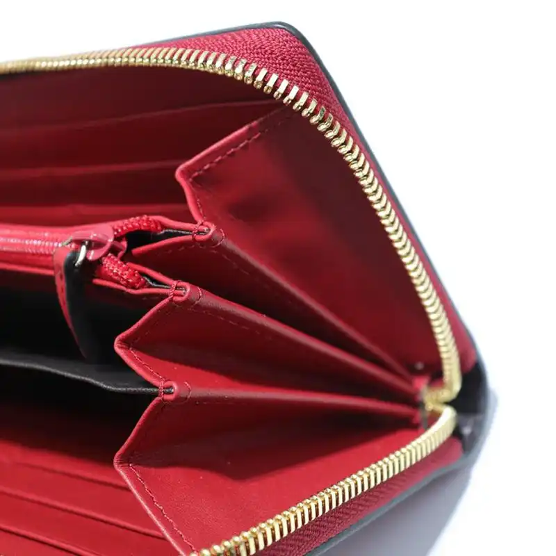 G*u*i brand handbags zip around wallet 1904g0032