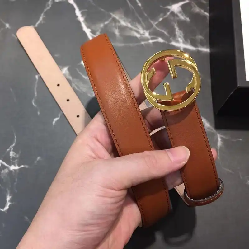 G*u*i s belte 1905bl0161