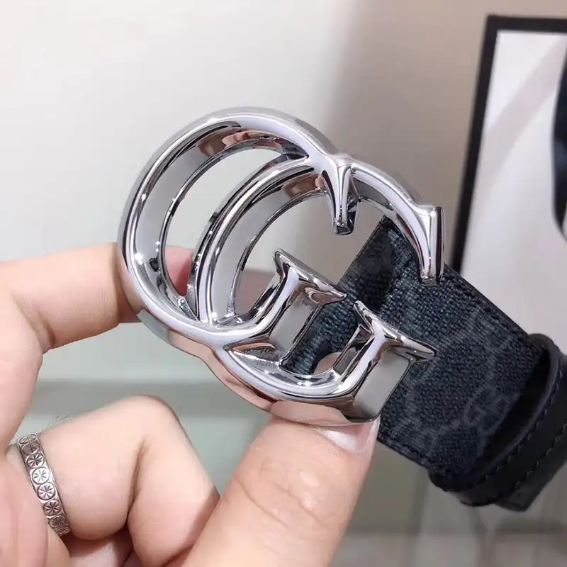 G*u*i s belte 1905bl0257