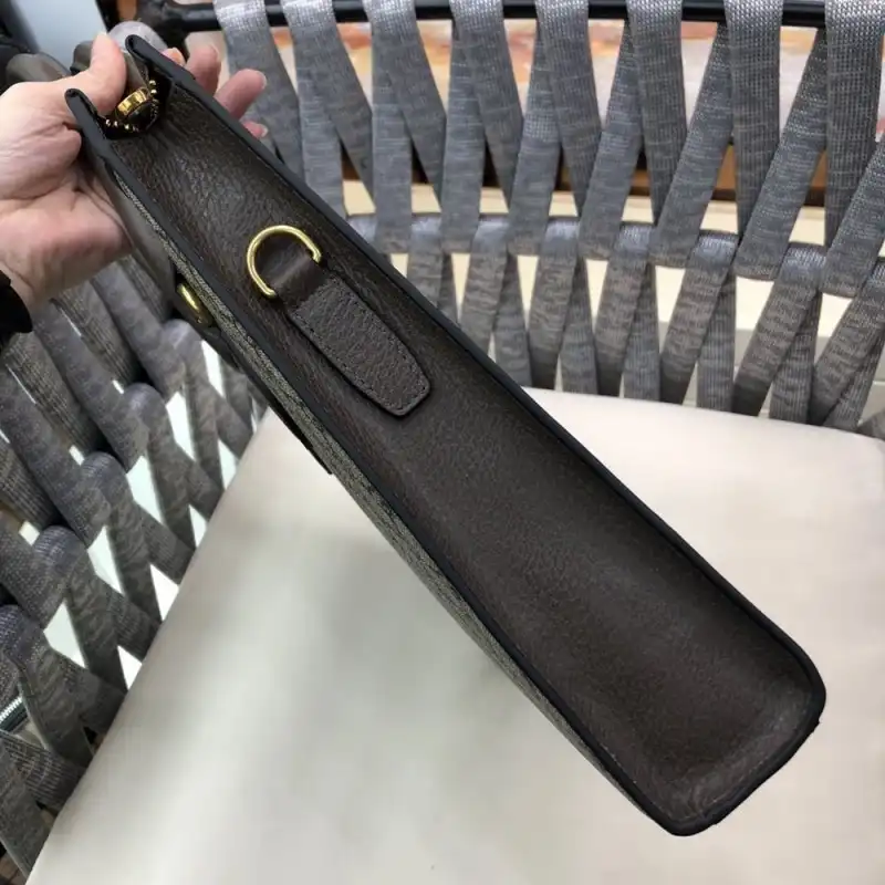 G*u*i bags 1910bb0041