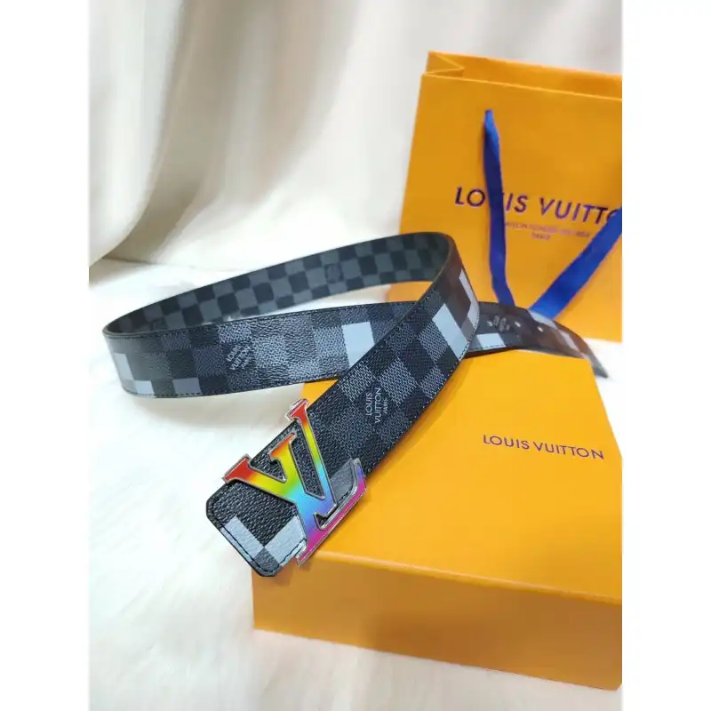 LV s Belte 19XIA0021