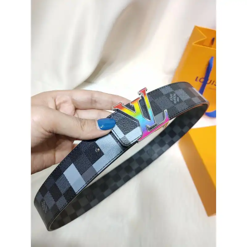 LV s Belte 19XIA0021