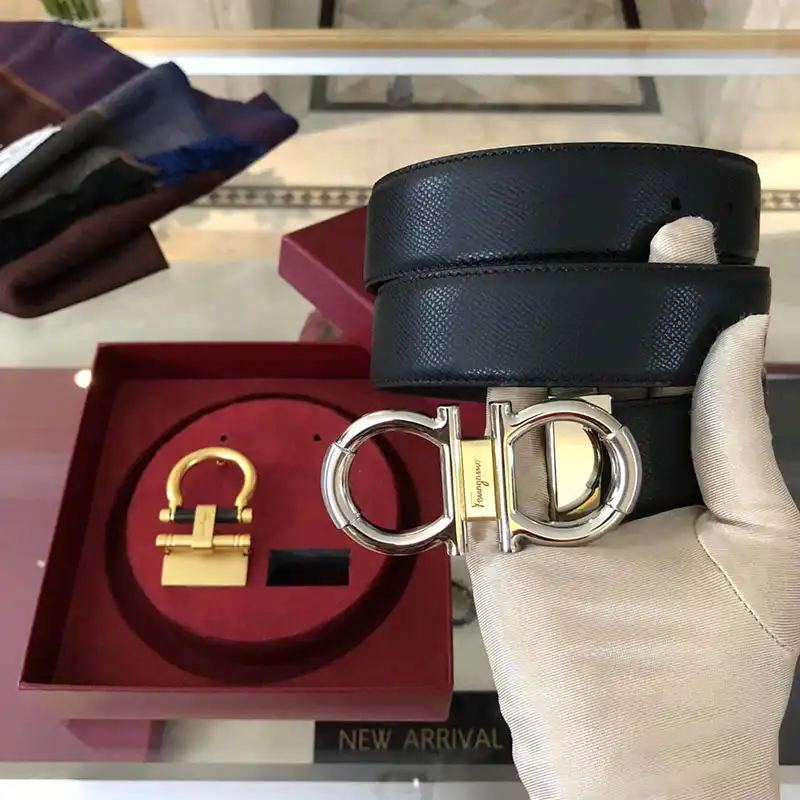 Salvatore Ferragamo s Belte 19xf0011