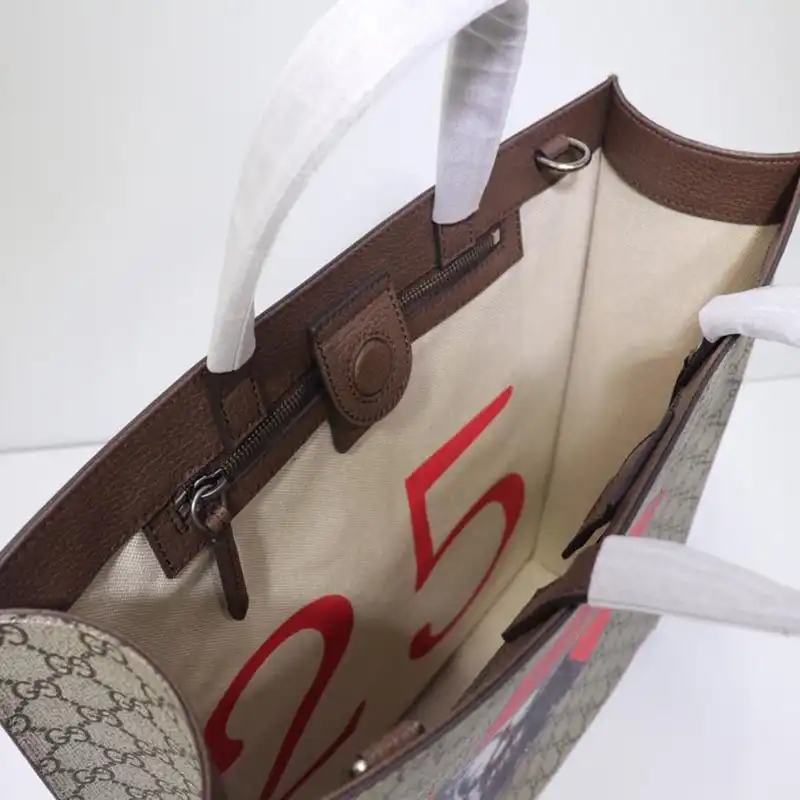 G*u*i tote bags 19gm0001