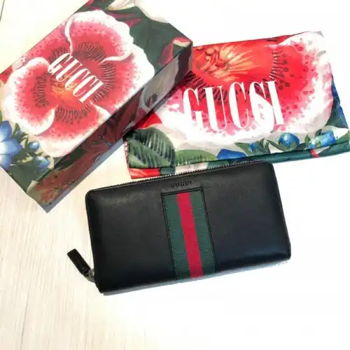 G*u*i bags 20guc0136