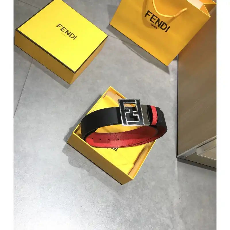Fendi s Belt 20XIA0021