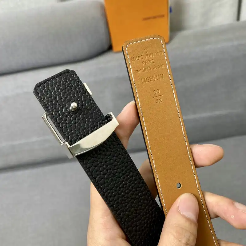 LV Belts 2102SH0056