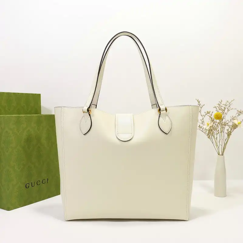 G*u*i bags 2106dj0036