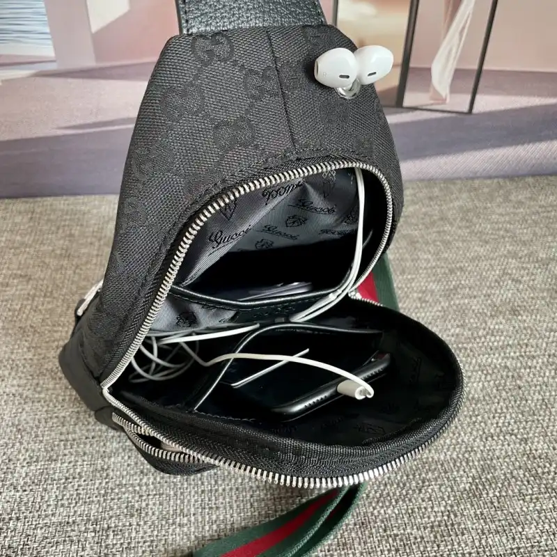 G*u*i bags 2107ya0037