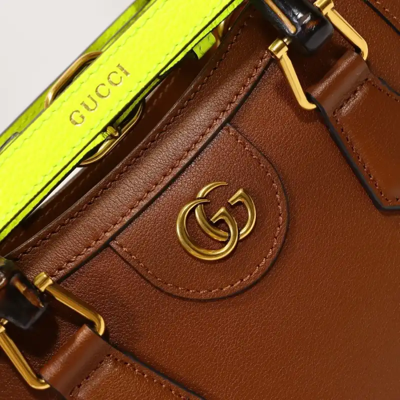 G*u*i s bags 2108dj0077