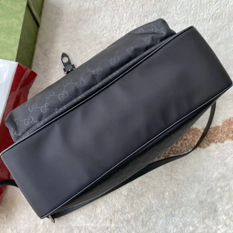 G*u*i s bags 2108ya0088