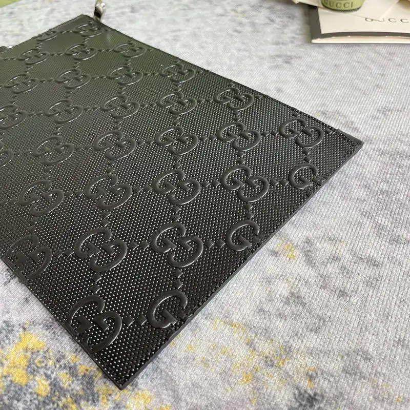 G*u*i bag 2110dj0033