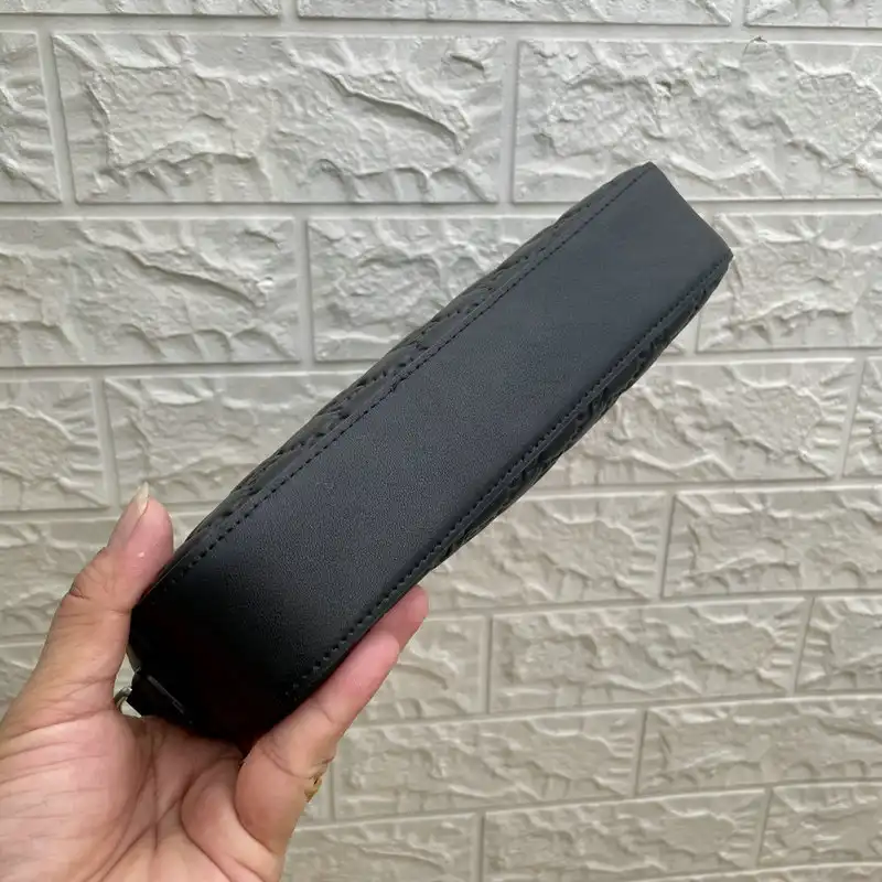 G*u*i bags 2111yz0044