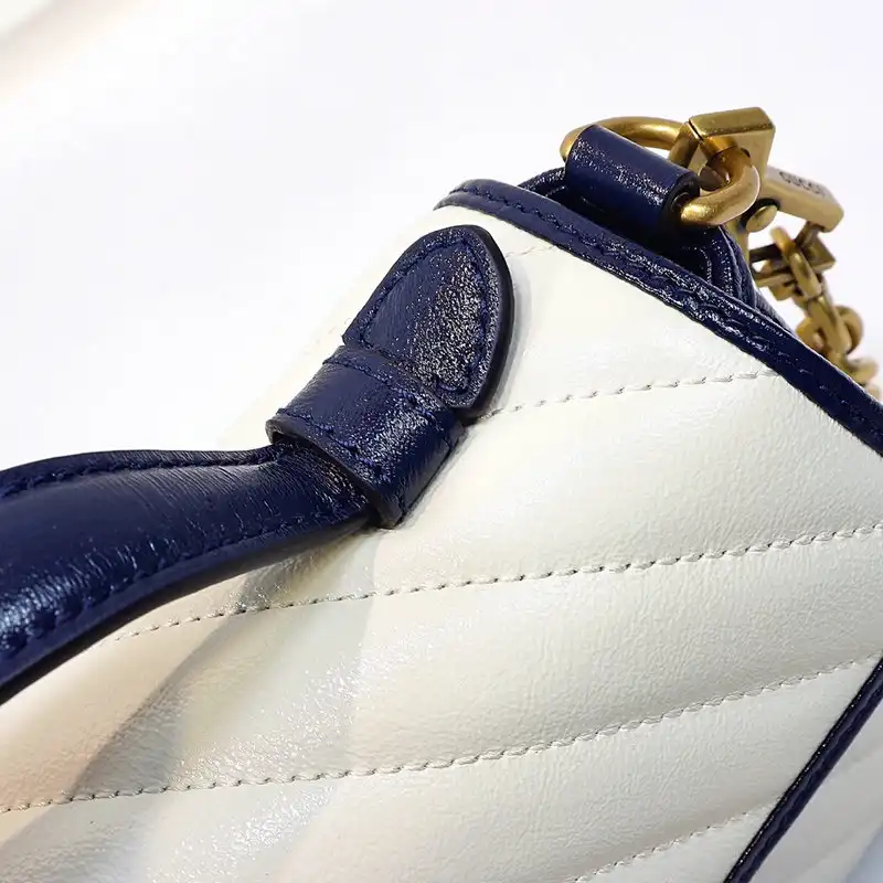 G*u*i bag 2112dj0002