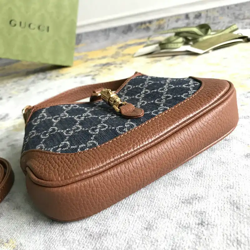 G*u*i bags 2112dj0111