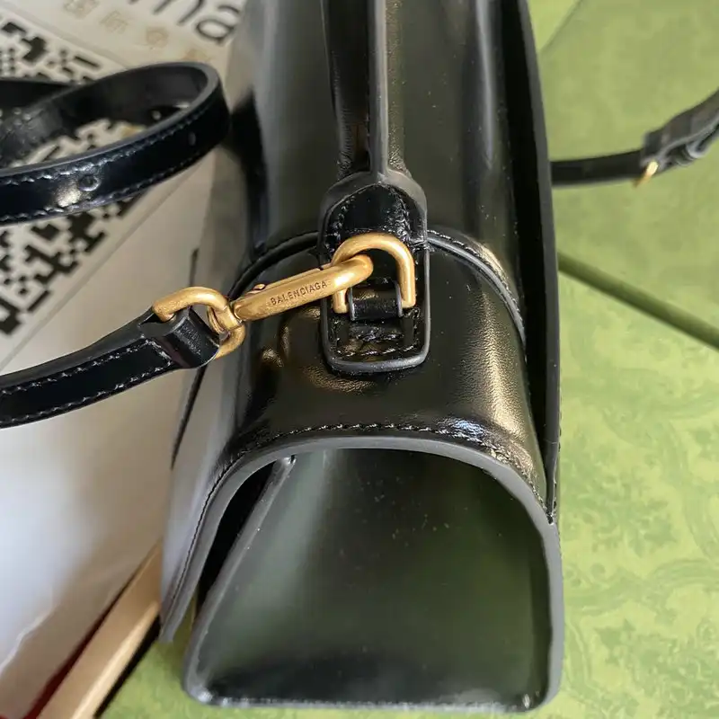 G*u*i bag 2112ya0067