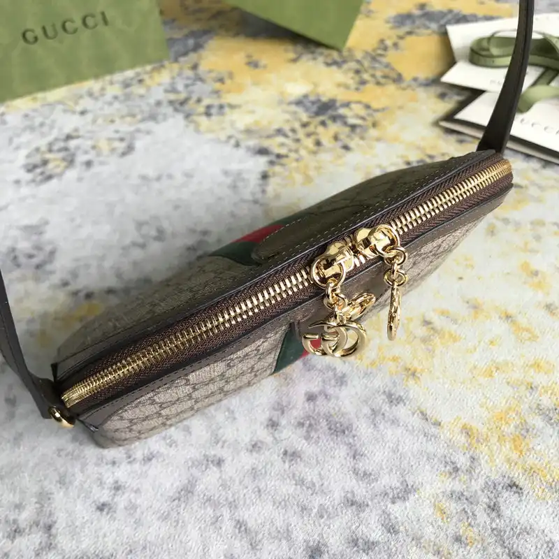 G*u*i bag 2201dj0048