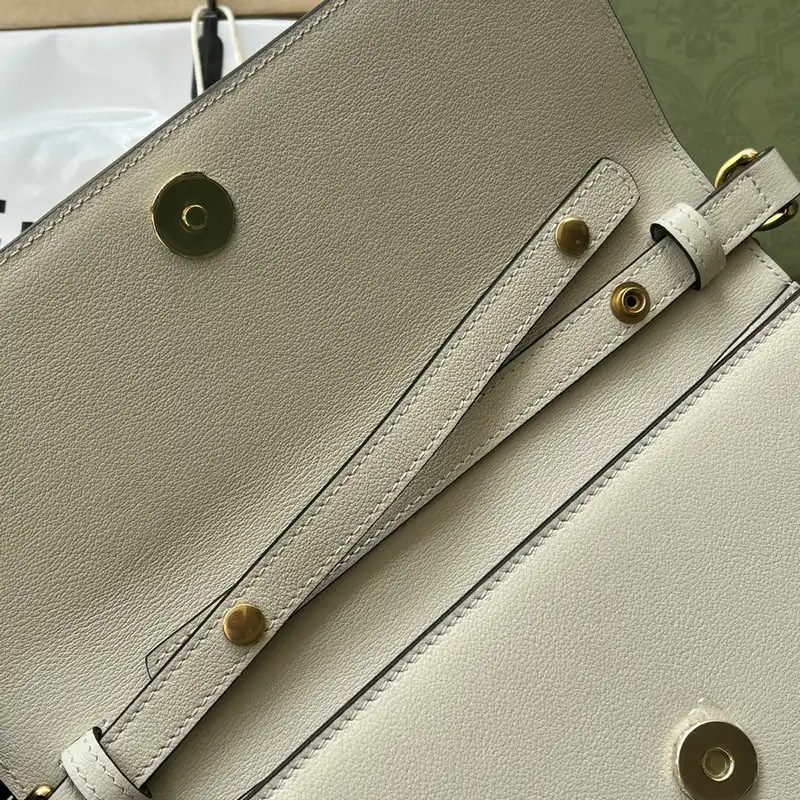 G*u*i bag 2201ya0042