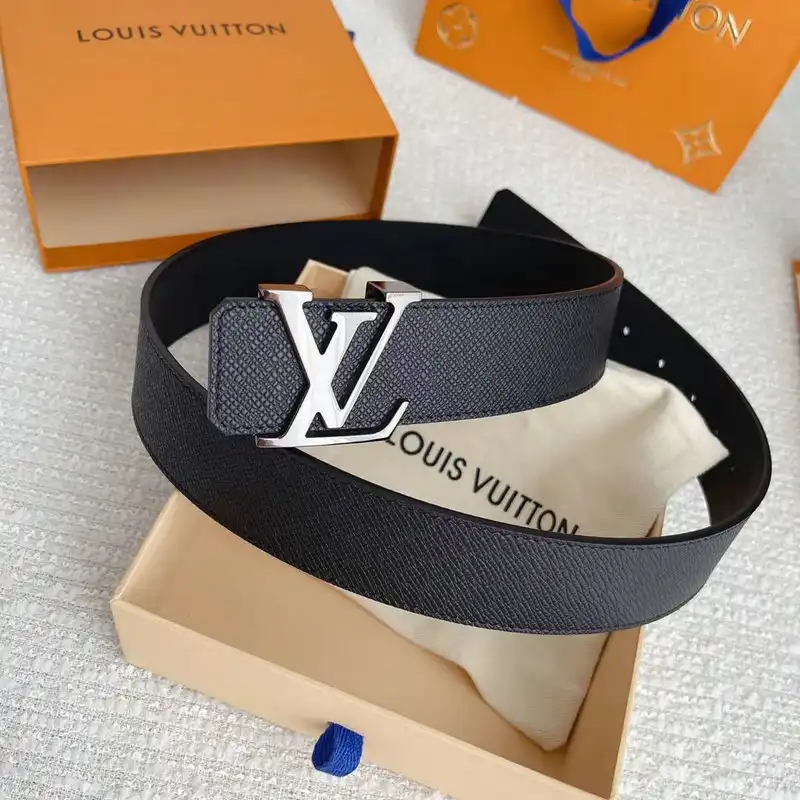 LV Belts 2204XA0240