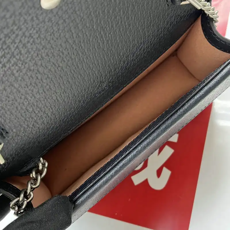 G*u*i bag 2204ya0070