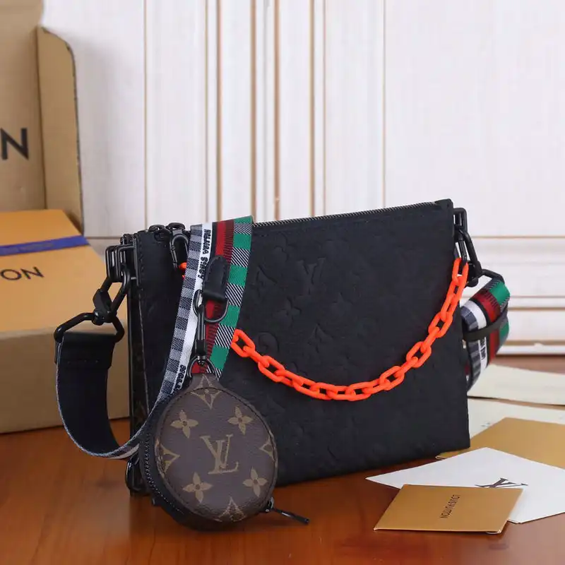 LV Bag 2207YA0002