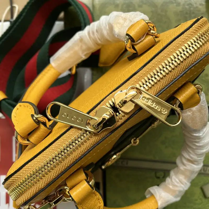 G*u*i bag 2207ya0015