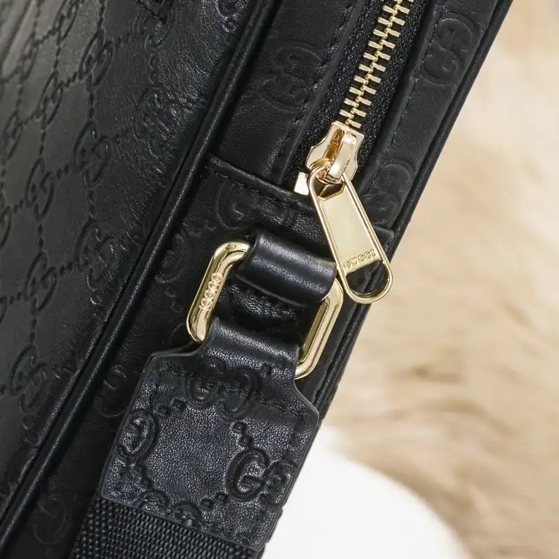 G*u*i bag 2209yz0005