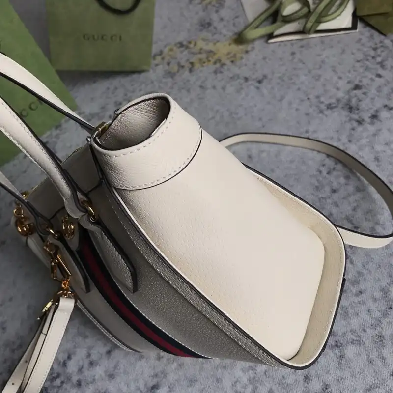 G*u*i bag 2210dj0029