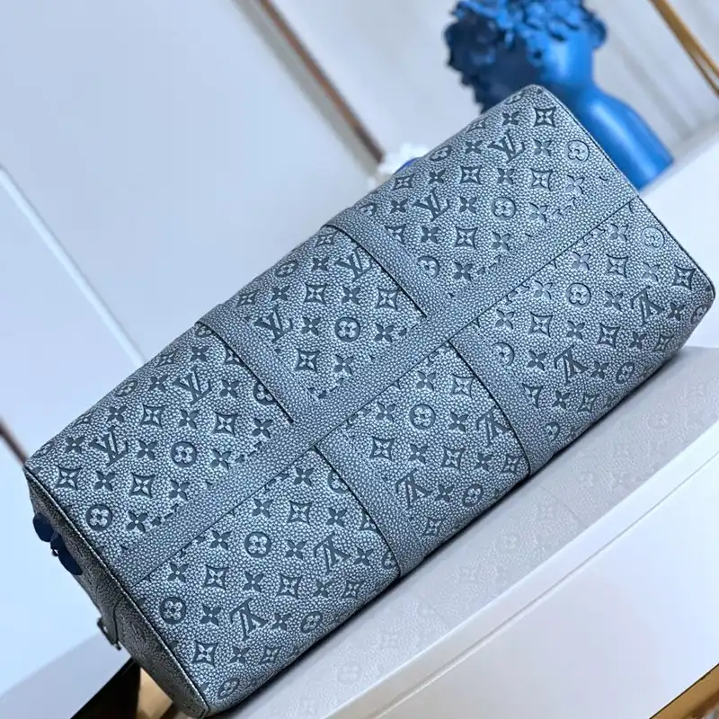 LV Bag 2210YA0104