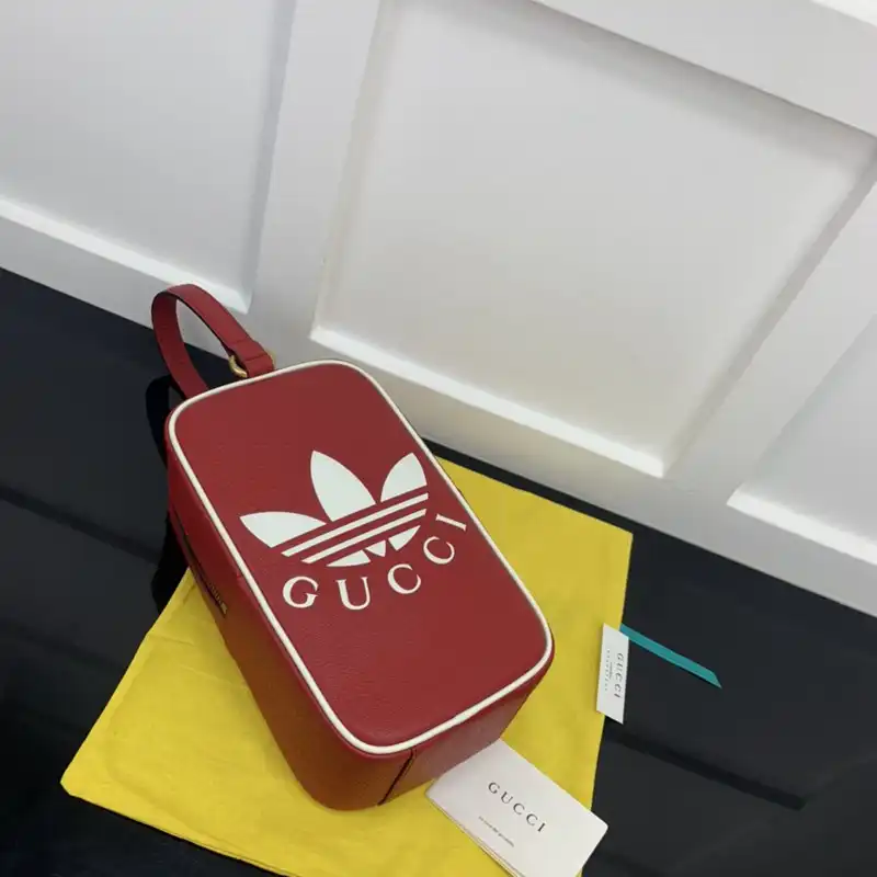 G*u*i bag 2210ya0160