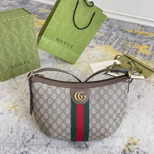 G*u*i bag 2211dj0029