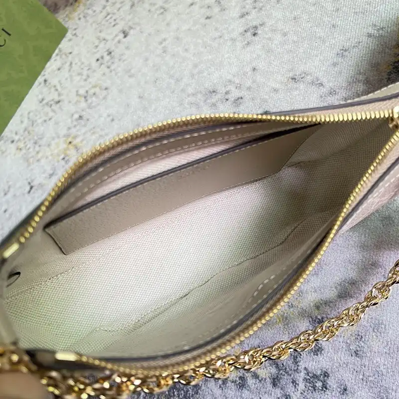 G*u*i bag 2301dj0006