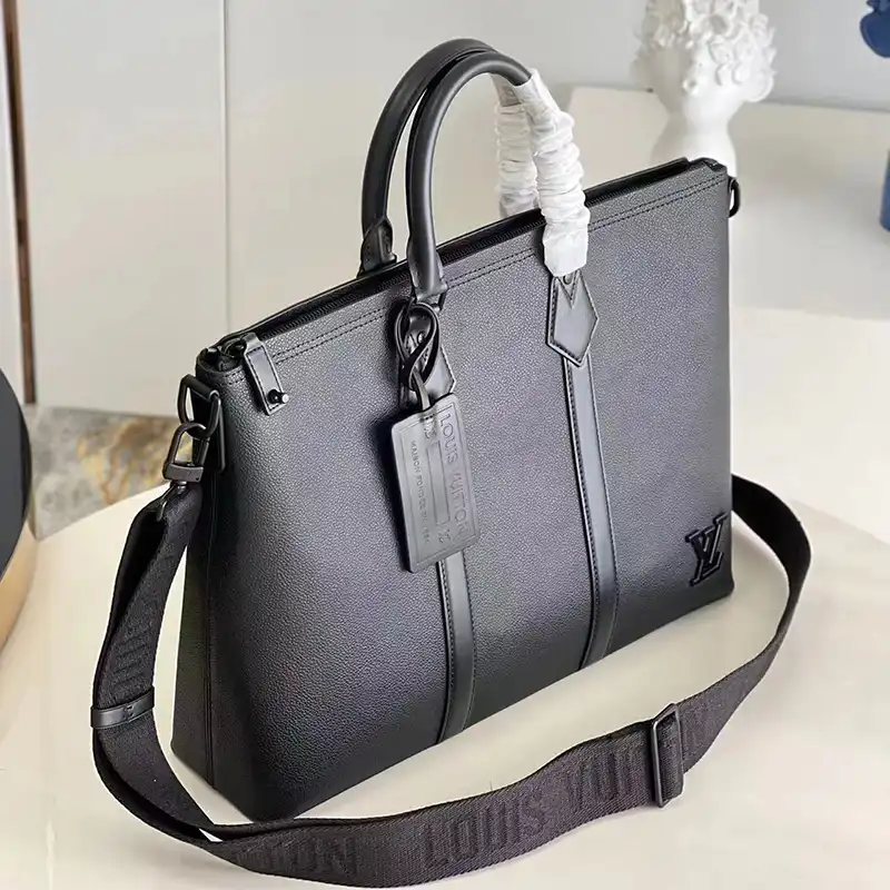 LV Bag 2302HT0014