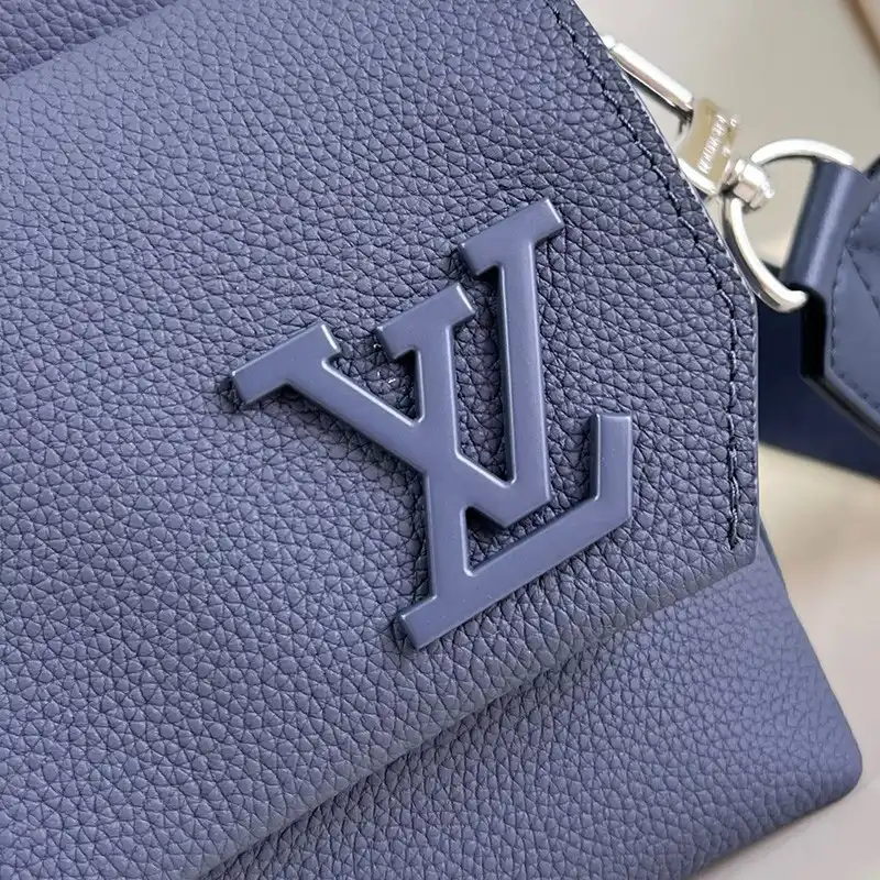 LV Bag 2306YA0170