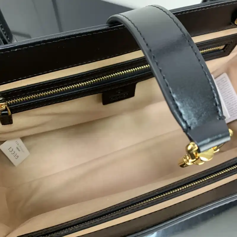 G*u*i bag 2309ya0072