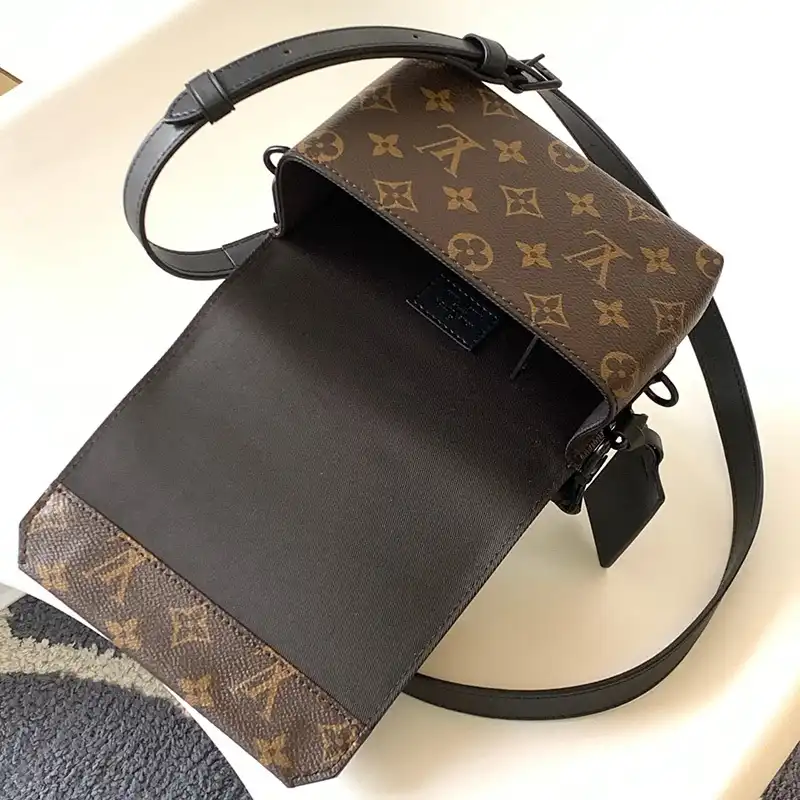 LV Bags 2312YA0011