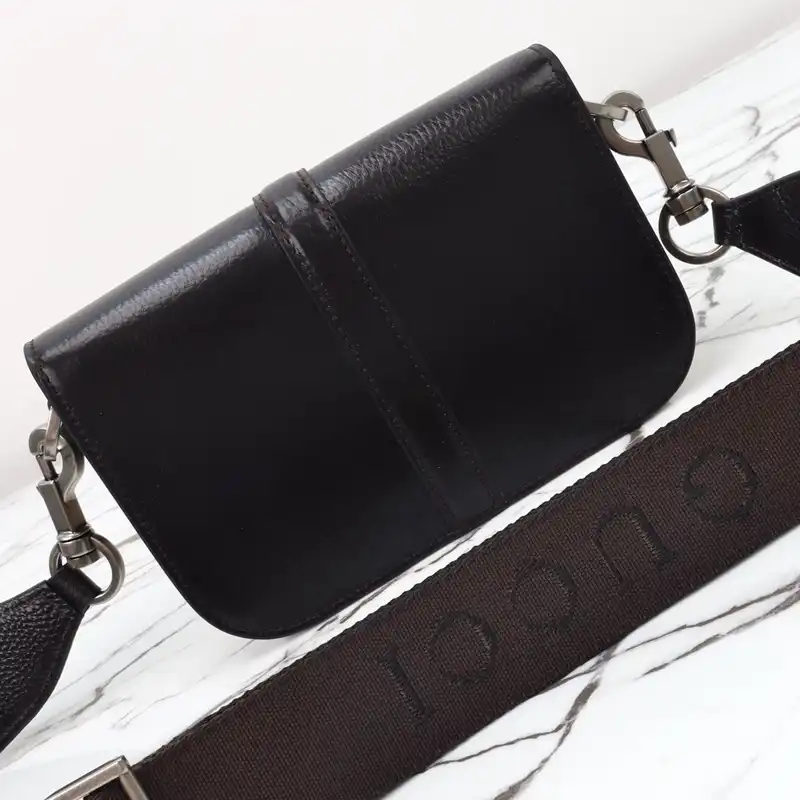 G*u*i bags 2410ya0187