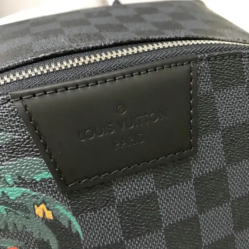 LV Bags 19T1L0265