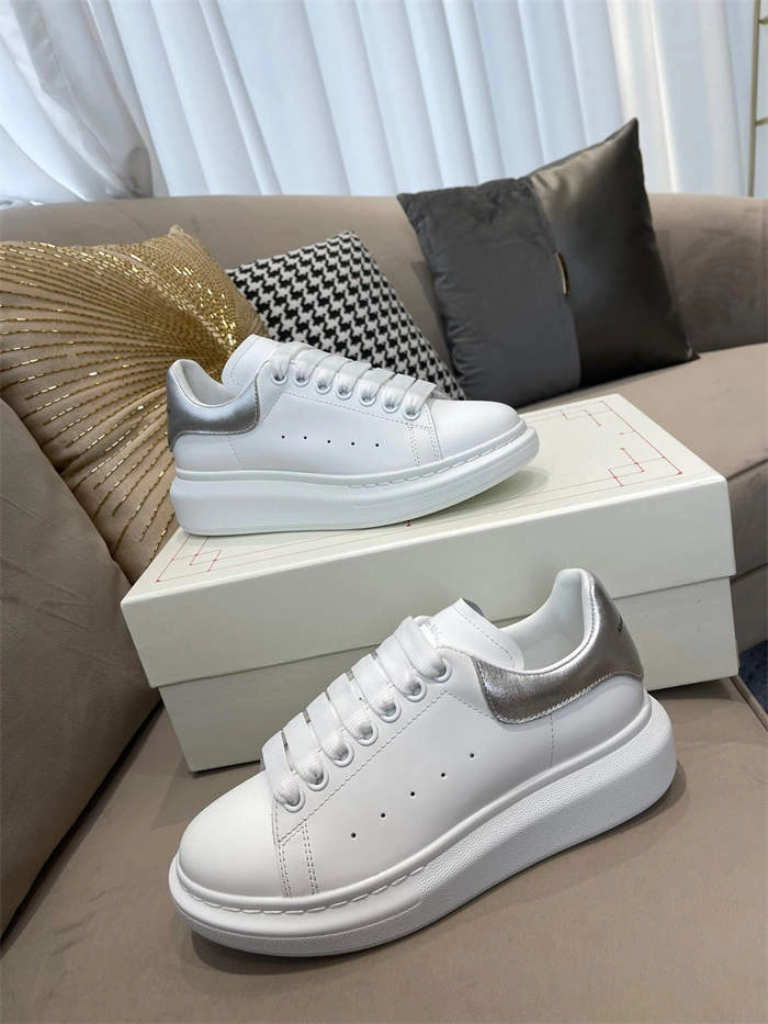 Alexander McQueen Oversized FlexibleFit 2589