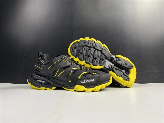 BLCG Track Black Yellow 542023 W3AC1 FlexibleFit 4484