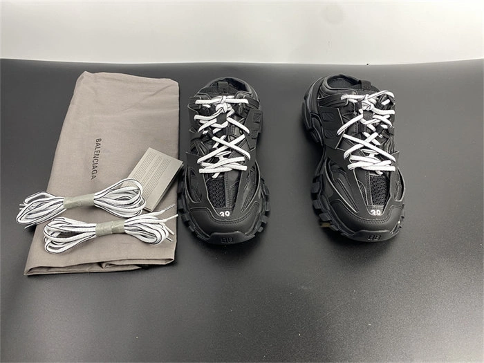 TravelReady BLCG Track Mule Black 653813 W3CP3 4481