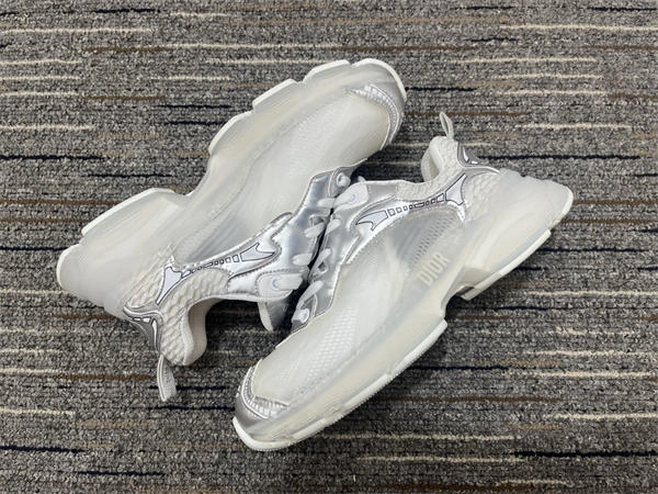 Functional Dior Sneaker 1263