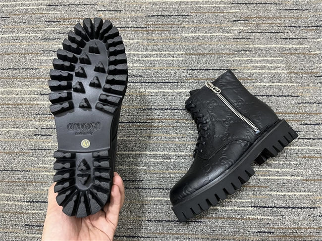 supportive G*u*i boot women 519