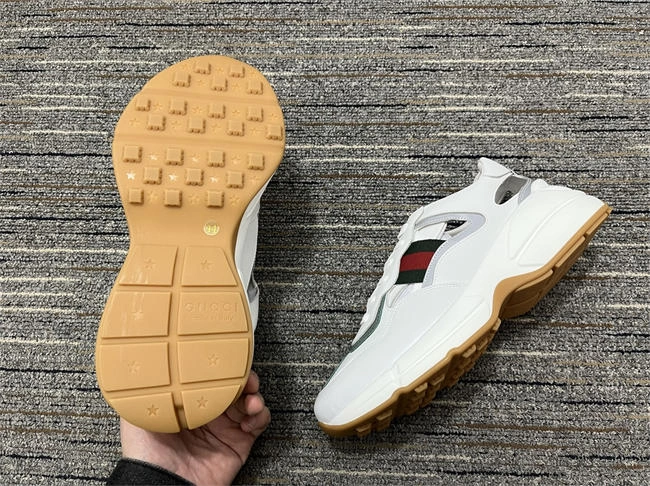 toppick G*u*i rhyton sneaker 229