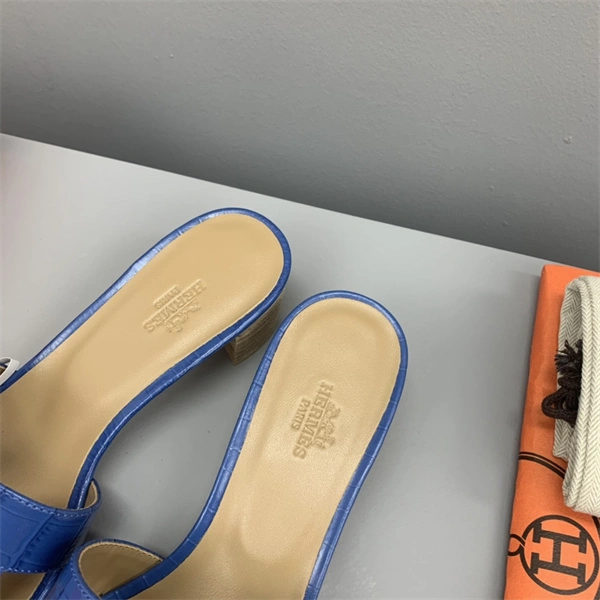 H Slipper Unisex 2365