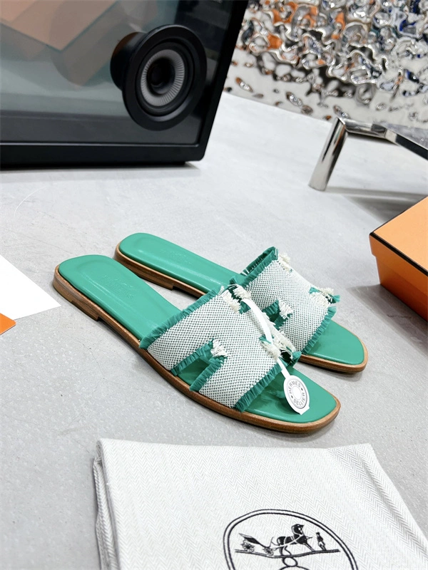 Premium H Slipper 2373