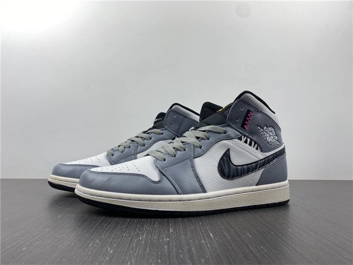 SoftTouch Jordan1 dark grey 554724- 3721