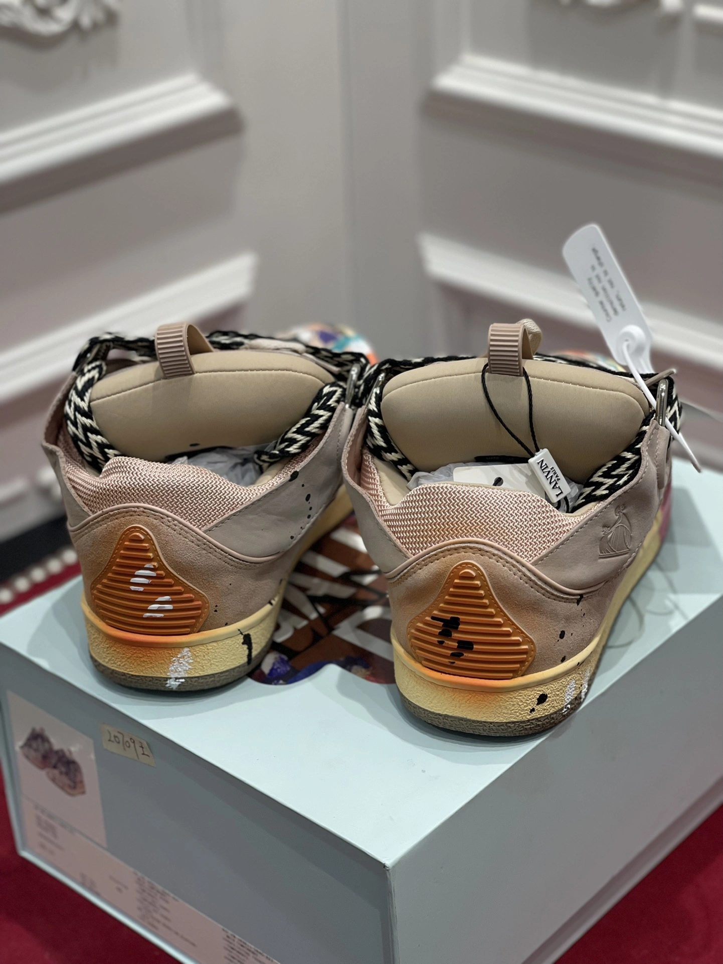 Classic Lanvon Curb Sneaker 994