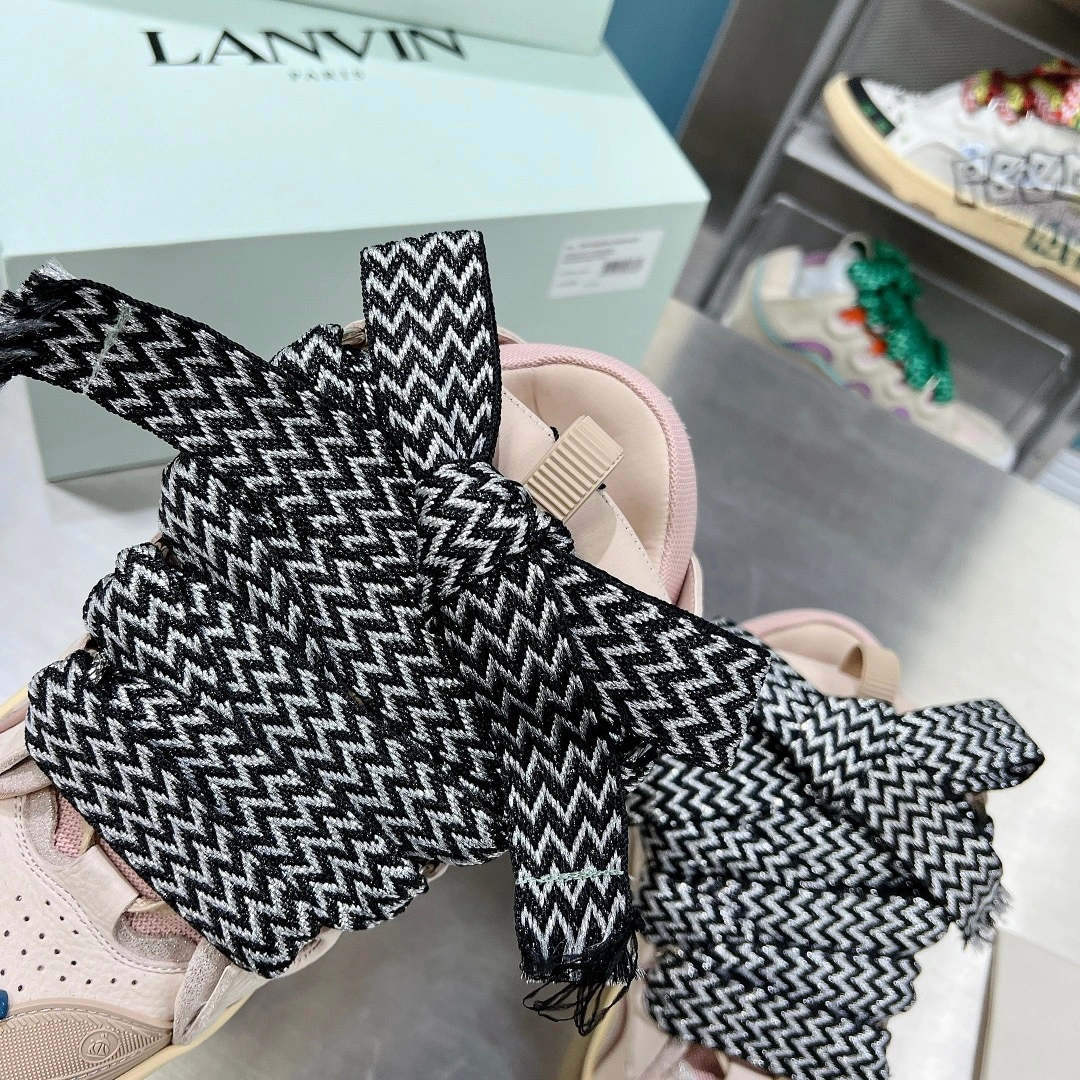 Lanvon Leather Curb MoistureWicking 857