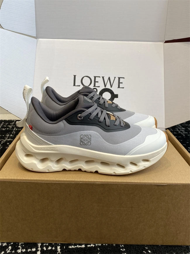 Refined Loewe Sneaker 2453
